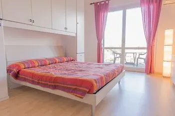 Ameglia Felix Apartments 0*,